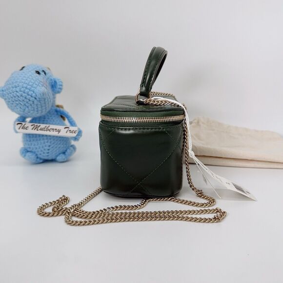 Tory Burch Kira Diamond Quilt Leather Vanity Case 164986 Fir Tree Green 312 NWT - Picture 7 of 10